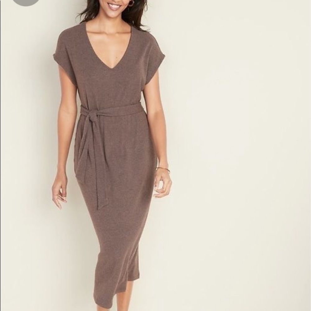 Old Navy Brushed Rib Knit Short Sleeve Self Tie V-neck Midi Dress